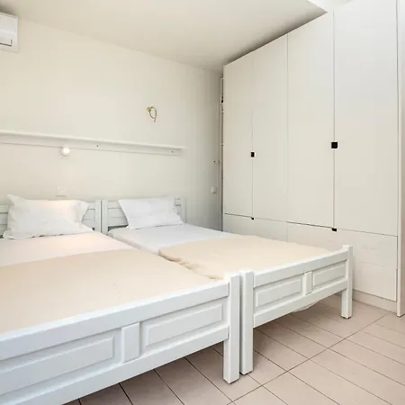 Apartment Doukas White Haven Platanes (Rethymno)